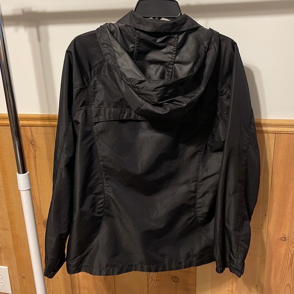 Free Country Windbreaker Jacket - Picture 2 of 7